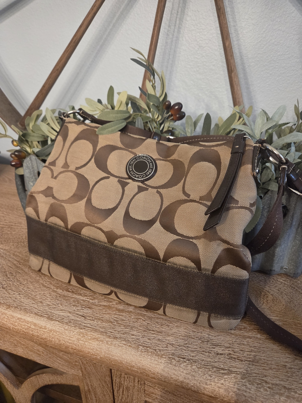 Coach Reseller/Rehab Purse Brown Signature Canvas Shoulder Bag